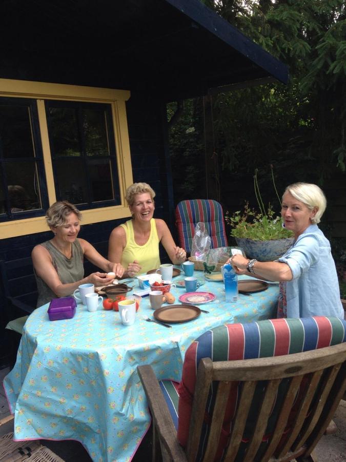 Guesthouse Vakantiehuis In Een Mooie Tuin In Het Centrum Van Zuidlaren! Zewnętrze zdjęcie