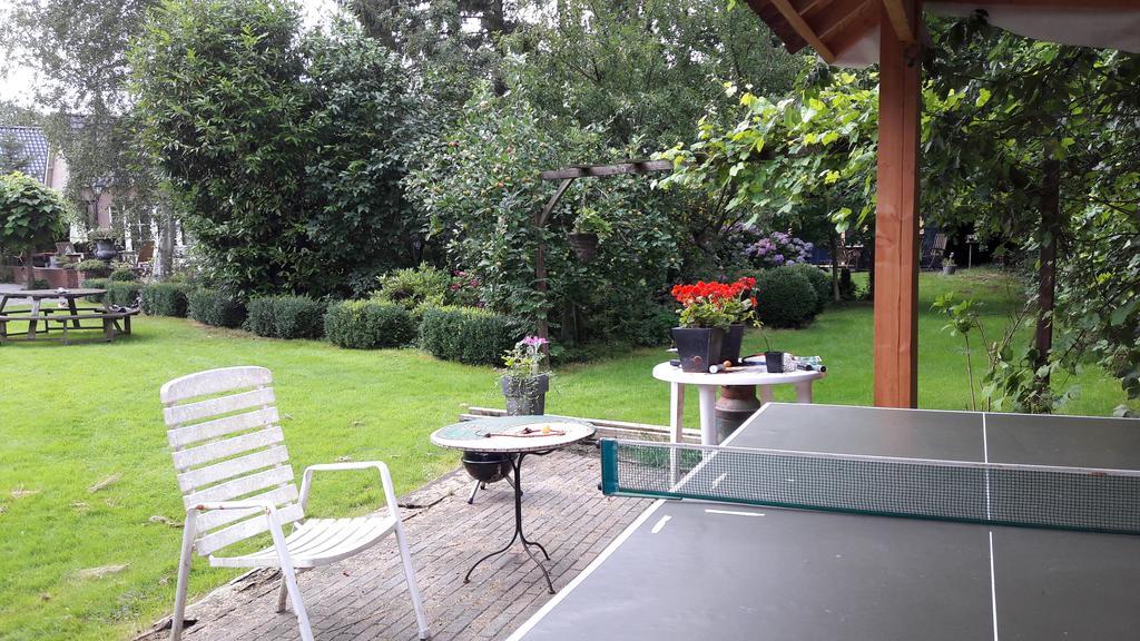 Guesthouse Vakantiehuis In Een Mooie Tuin In Het Centrum Van Zuidlaren! Zewnętrze zdjęcie